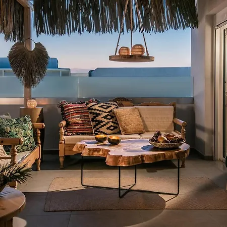 Khroma Luxury 2 Front * Hersonissos (Crete)
