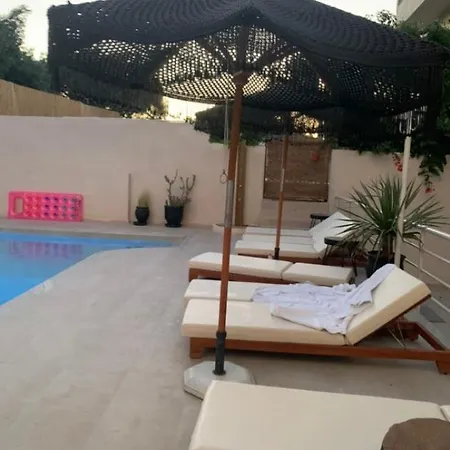 Khroma Luxury 2 Front Apartament